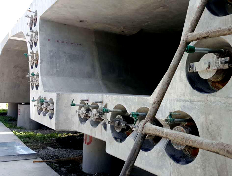 预应力孔道压浆料施工