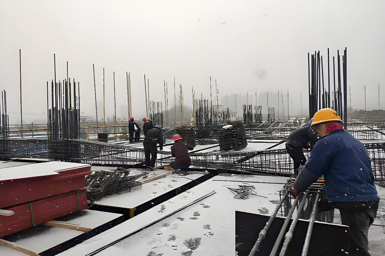 冬季防冻混凝土施工.jpg 冬季防冻混凝土施工.jpg